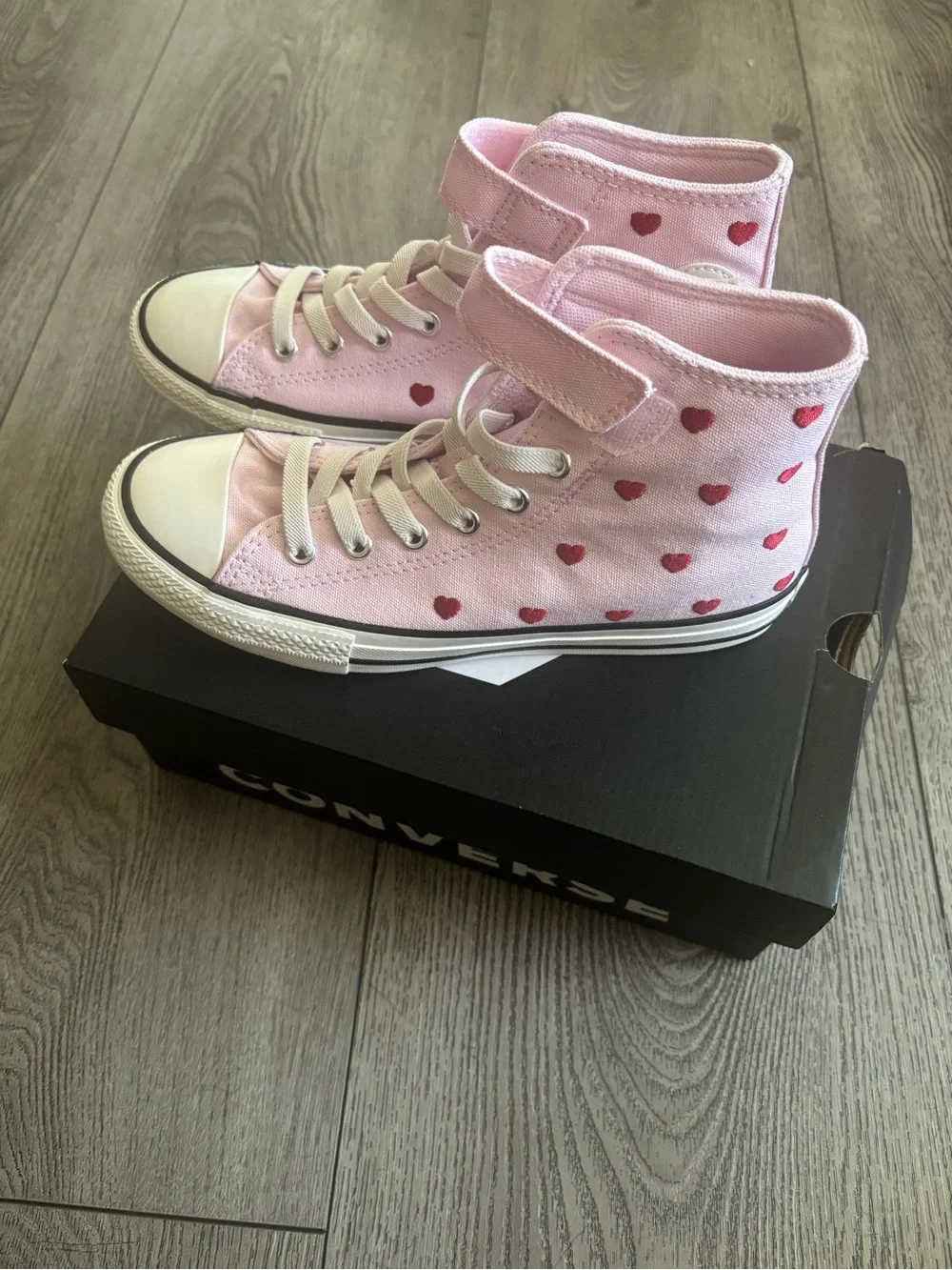 Converse Kids Pink High-Top Sneakers with Red Heart Accents
